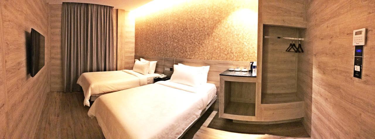 Hotel Legend Boutique Johor Bahru Buitenkant foto